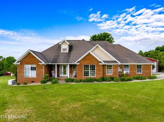687 Burchfield Road, Dandridge, TN 37725
