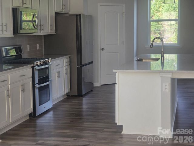 6997 Waterstone Drive, Sherrills Ford, NC 28673