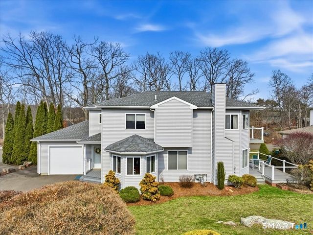 20 Whalers Point, East Haven, CT 06512