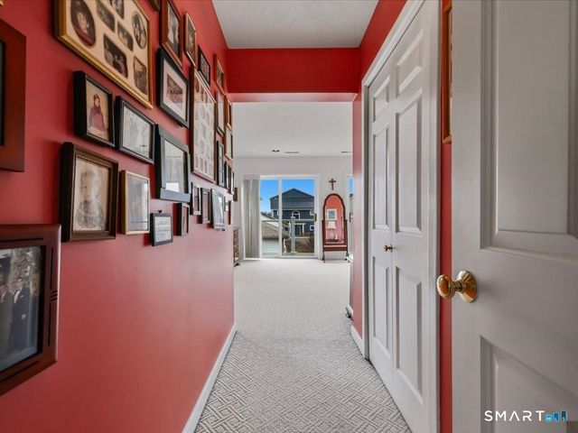 20 Whalers Point, East Haven, CT 06512