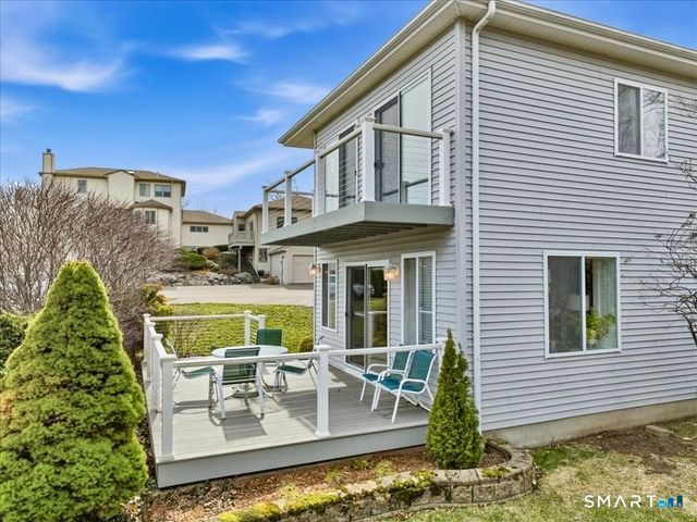 20 Whalers Point, East Haven, CT 06512