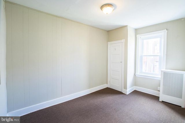 5750 N LAMBERT ST, Philadelphia, PA 19138