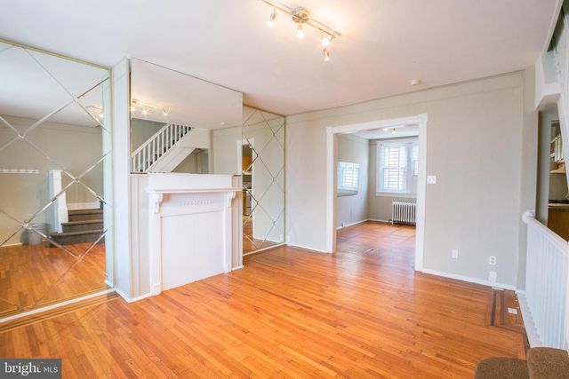 5750 N LAMBERT ST, Philadelphia, PA 19138