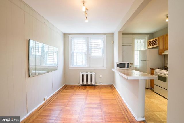 5750 N LAMBERT ST, Philadelphia, PA 19138