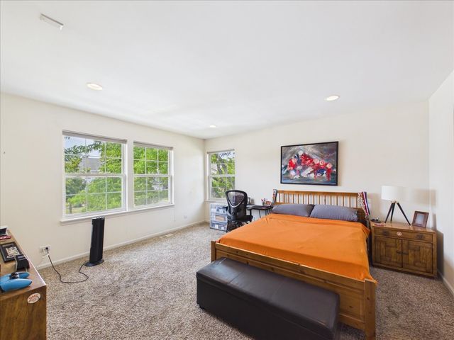 2490 Palazzo Court 2490, Buffalo Grove, IL 60089