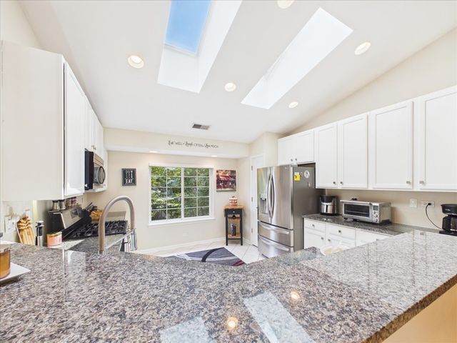 2490 Palazzo Court 2490, Buffalo Grove, IL 60089