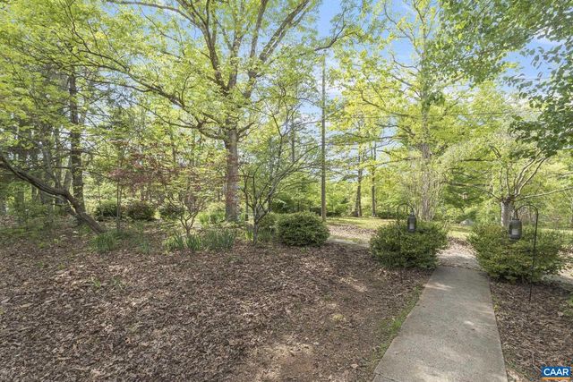 1842 ED JONES RD, Scottsville, VA 24590