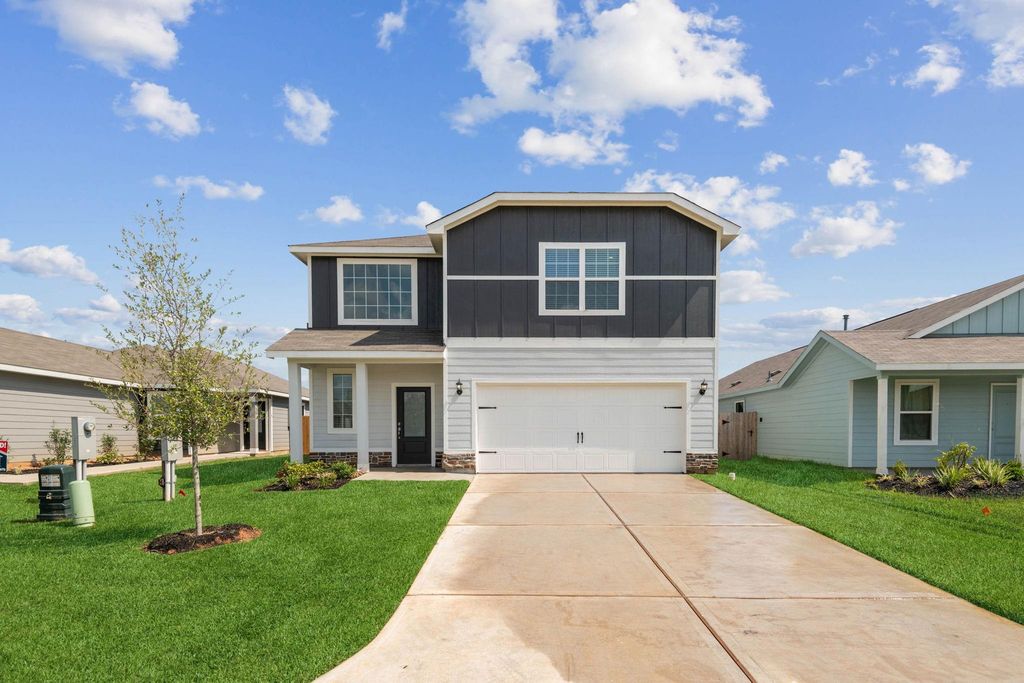 15802 Berry Hill Drive, Conroe, TX 77303