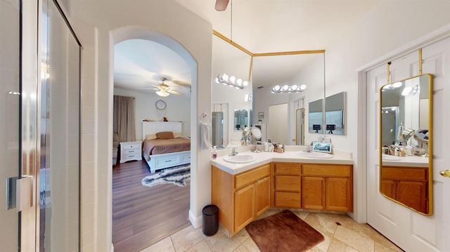 1801 Tully Rd, Hughson, CA 95326