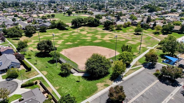 1801 Tully Rd, Hughson, CA 95326
