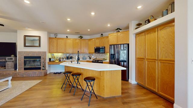 1801 Tully Rd, Hughson, CA 95326