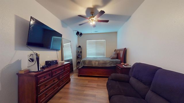1801 Tully Rd, Hughson, CA 95326