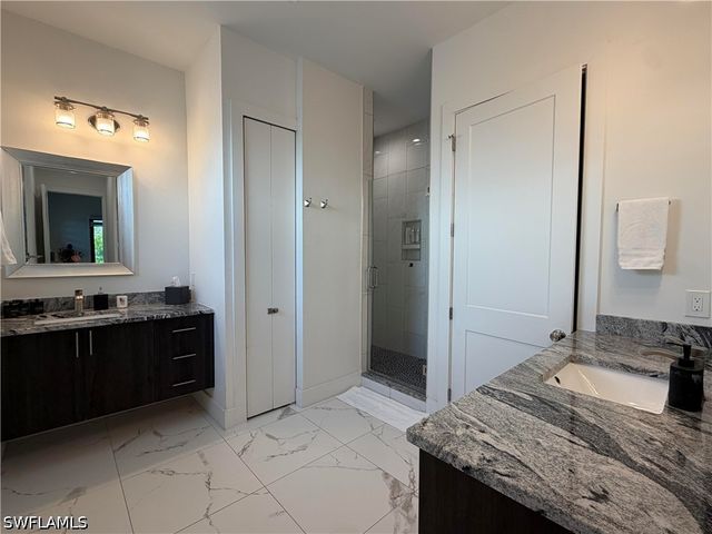 4064 Full Moon CT, Naples, FL 34112