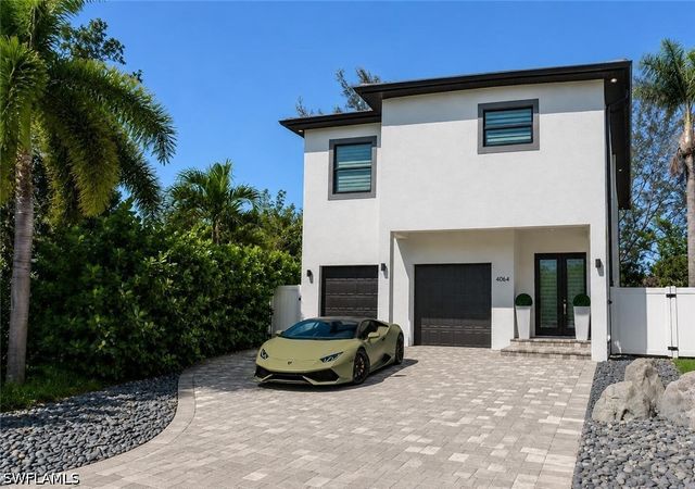 4064 Full Moon CT, Naples, FL 34112