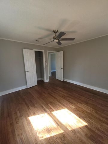 112 Nut Grove Drive, North Augusta, SC 29841