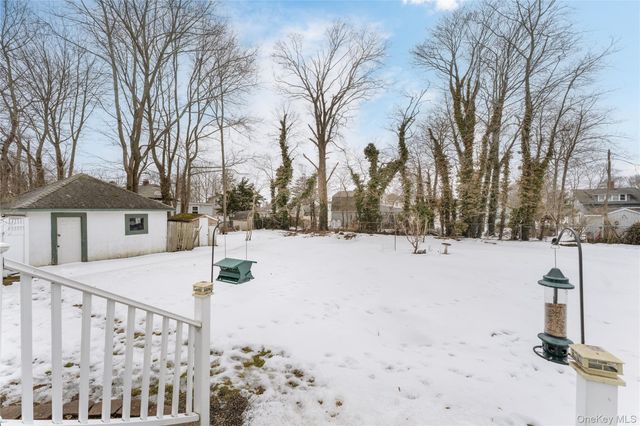 68 Washington Avenue, Patchogue, NY 11772