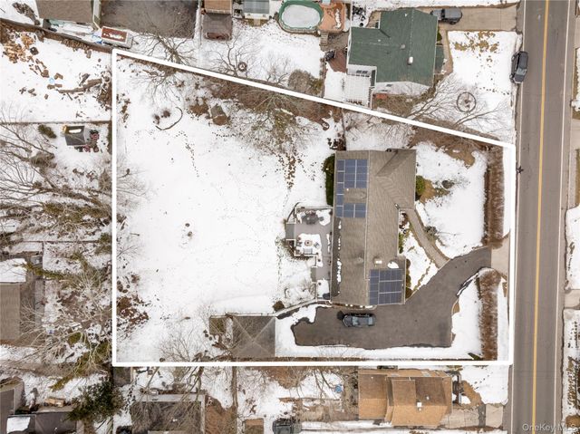 68 Washington Avenue, Patchogue, NY 11772