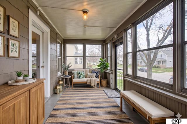 4019 Seward Street, Omaha, NE 68111