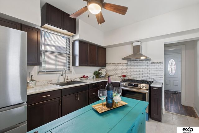 4019 Seward Street, Omaha, NE 68111