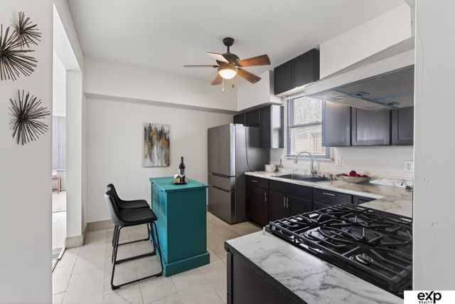 4019 Seward Street, Omaha, NE 68111