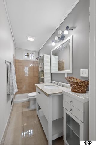 4019 Seward Street, Omaha, NE 68111