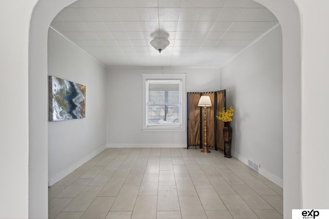 4019 Seward Street, Omaha, NE 68111