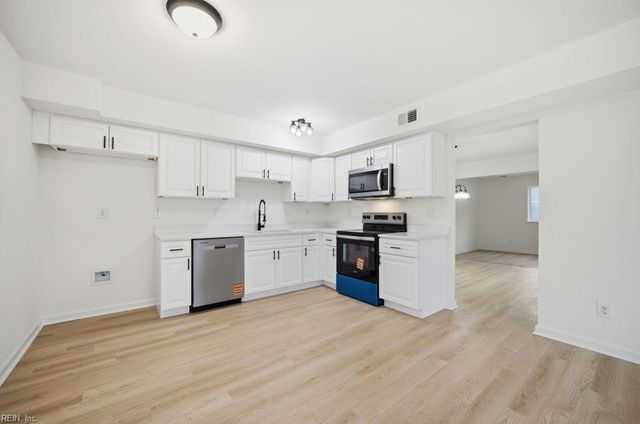 4100 Birch CT, Virginia Beach, VA 23462