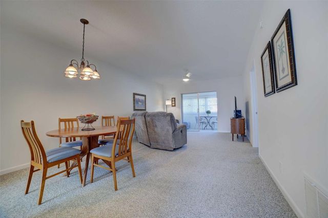 1117 Lake Terrace 208, Boynton Beach, FL 33426