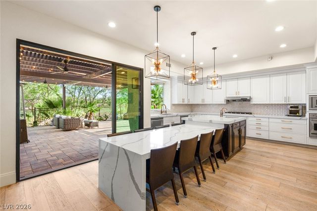 10301 ORKINEY Drive, Las Vegas, NV 89144