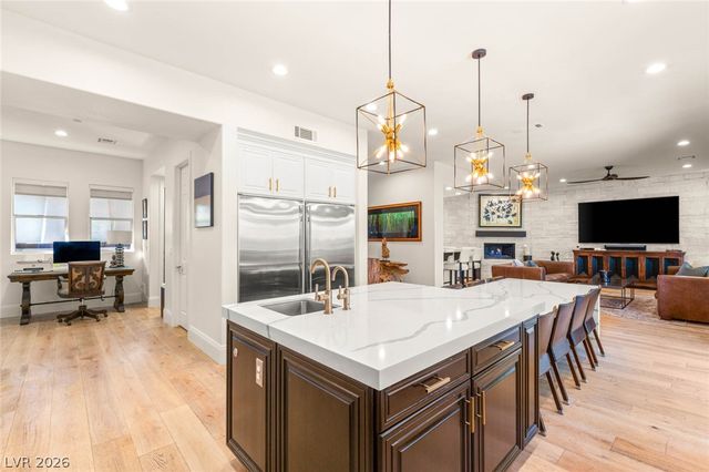 10301 ORKINEY Drive, Las Vegas, NV 89144