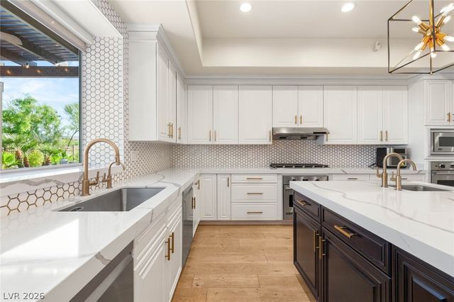 10301 ORKINEY Drive, Las Vegas, NV 89144