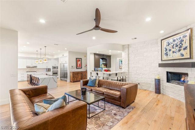 10301 ORKINEY Drive, Las Vegas, NV 89144