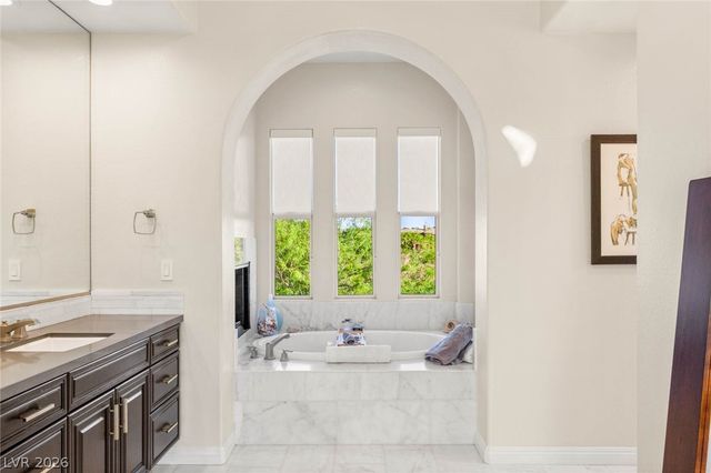 10301 ORKINEY Drive, Las Vegas, NV 89144