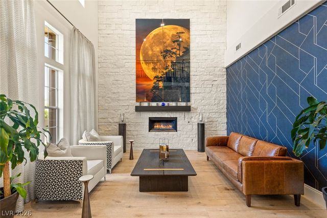 10301 ORKINEY Drive, Las Vegas, NV 89144