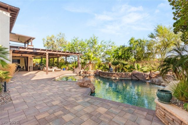 10301 ORKINEY Drive, Las Vegas, NV 89144