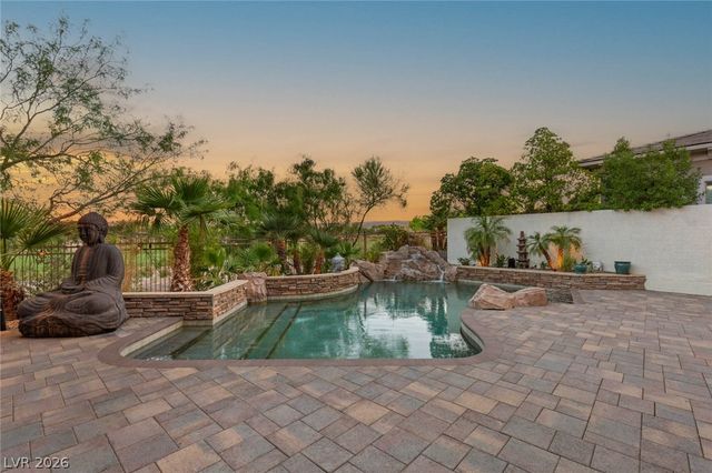 10301 ORKINEY Drive, Las Vegas, NV 89144