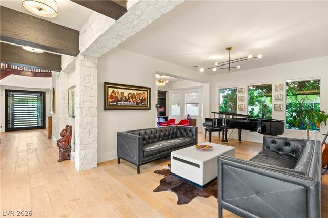 10301 ORKINEY Drive, Las Vegas, NV 89144