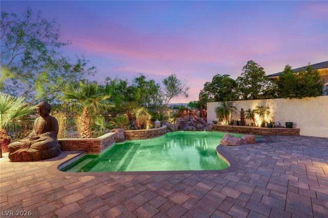 10301 ORKINEY Drive, Las Vegas, NV 89144