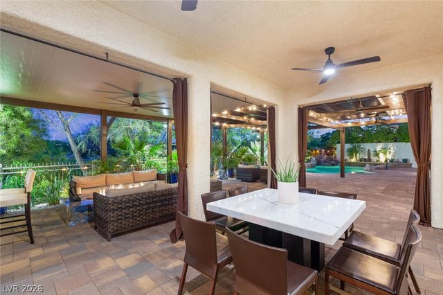 10301 ORKINEY Drive, Las Vegas, NV 89144