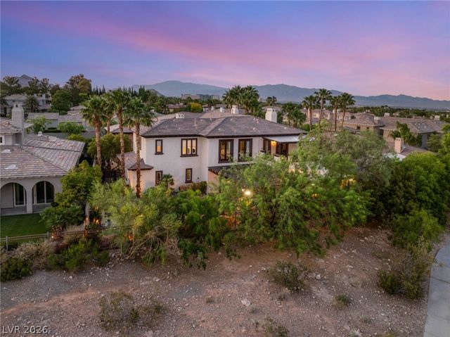 10301 ORKINEY Drive, Las Vegas, NV 89144