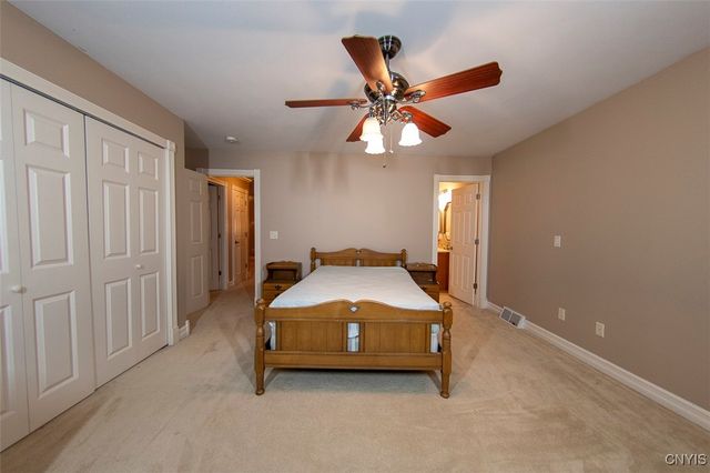 214 Driftwood Drive, Oneida, NY 13421