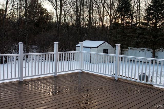 214 Driftwood Drive, Oneida, NY 13421