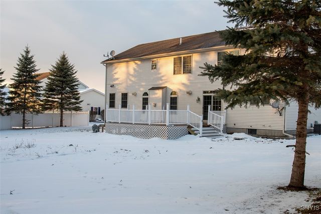 214 Driftwood Drive, Oneida, NY 13421