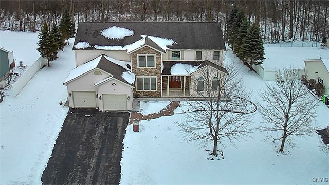 214 Driftwood Drive, Oneida, NY 13421