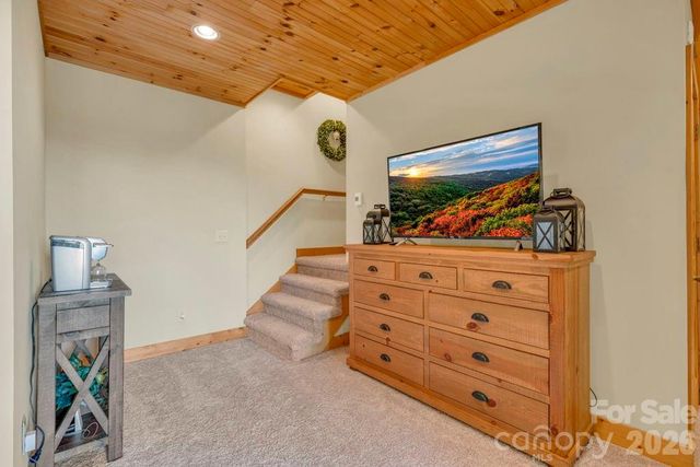 199 Bear Drive, Blowing Rock, NC 28605