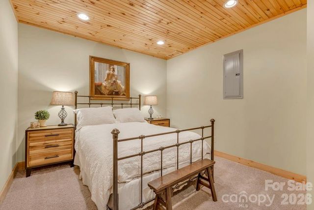 199 Bear Drive, Blowing Rock, NC 28605