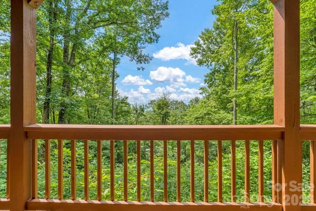199 Bear Drive, Blowing Rock, NC 28605