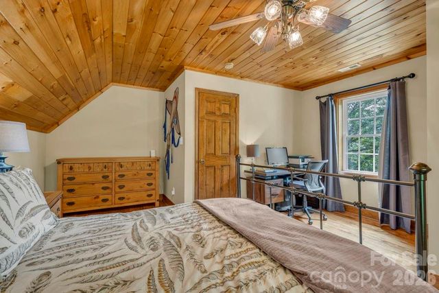 199 Bear Drive, Blowing Rock, NC 28605