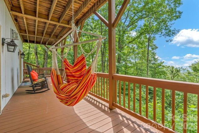199 Bear Drive, Blowing Rock, NC 28605