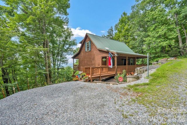 199 Bear Drive, Blowing Rock, NC 28605